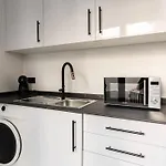 Mi Casa Es Su Casa