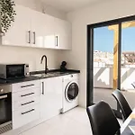 Mi Casa Es Su Casa